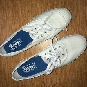 Brand New white Keds
